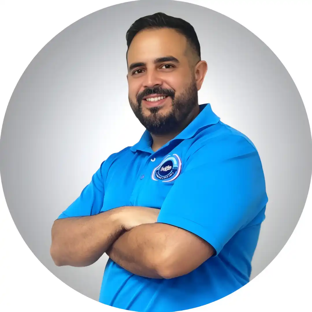Alejandro Diaz, President of Hernandez Plumbing — licensed 3rd generation plumber