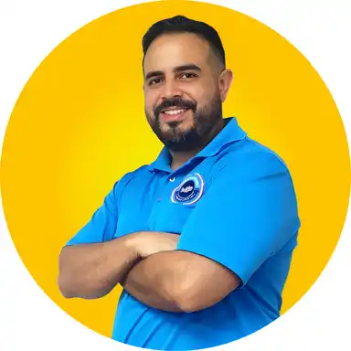 Alejandro Diaz, President of Hernandez Plumbing — licensed 3rd generation plumber